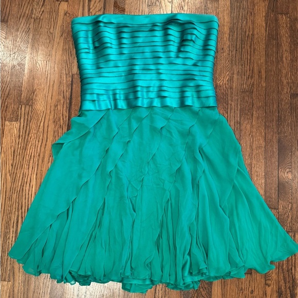 Tadashi Shoji Teal Strapless Ruffle Asymmetrical Mini Emerald Dress Size 16 - Picture 1 of 7